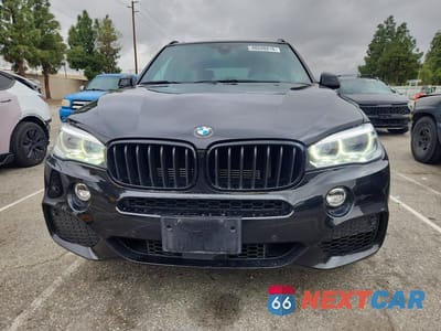 Piąte zdjęcie samochodu w środku: 2018 BMW X5 XDR40E VIN:5UXKT0C55J0W01573 - miniatura