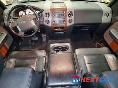 Zdjęcie 8 z 12 samochodu: 2004 FORD F150 VIN:1FTPX14504FA44105 - miniatura