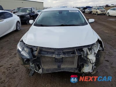 Piąte zdjęcie samochodu w środku: 2022 CHEVROLET MALIBU LT VIN:1G1ZD5ST7NF109102 - miniatura