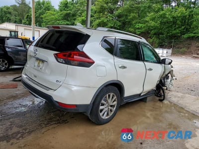 Trzecie zdjęcie samochodu z tyłu: 2018 NISSAN ROGUE SV VIN:JN8AT2MT0JW492060 - miniatura