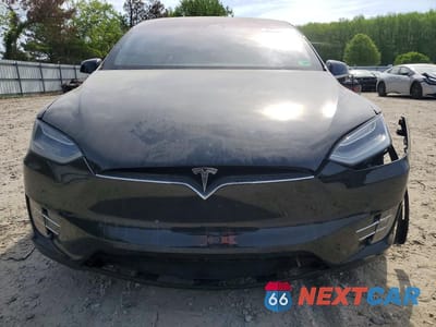 Piąte zdjęcie samochodu w środku: 2020 TESLA MODEL X VIN:5YJXCDE23LF248143 - miniatura