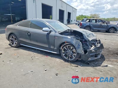 Czwarte zdjęcie samochodu z boku: 2017 AUDI S5 VIN:WAUC4AFR0HA000628 - miniatura