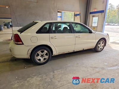 Trzecie zdjęcie samochodu z tyłu: 2004 CHEVROLET MALIBU MAXX LT VIN:1G1ZU648X4F197270 - miniatura