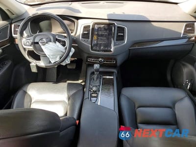 Zdjęcie 8 z 12 samochodu: 2019 VOLVO XC90 T6 MOMENTUM VIN:YV4A22PK5K1479625 - miniatura
