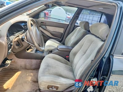 Zdjęcie 7 z 12 samochodu: 1994 TOYOTA CAMRY XLE V6 VIN:4T1GK13EXRU854176 - miniatura