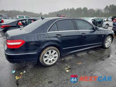 Trzecie zdjęcie samochodu z tyłu: 2012 MERCEDES-BENZ E 350 4MATIC VIN:WDDHF8JB7CA617464 - miniatura