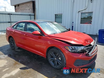 Czwarte zdjęcie samochodu z boku: 2024 VOLKSWAGEN JETTA SE VIN:3VW7M7BU0RM053767 - miniatura