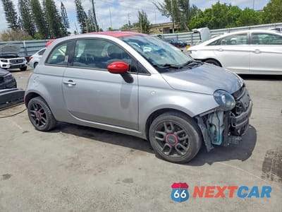 Czwarte zdjęcie samochodu z boku: 2015 FIAT 500 POP VIN:3C3CFFAR8FT673002 - miniatura