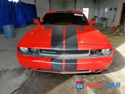 Piąte zdjęcie samochodu w środku: 2014 DODGE CHALLENGER SXT VIN:2C3CDYAG3EH196082 - miniatura
