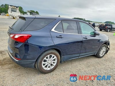 Trzecie zdjęcie samochodu z tyłu: 2020 CHEVROLET EQUINOX LT VIN:3GNAXKEV8LS696854 - miniatura