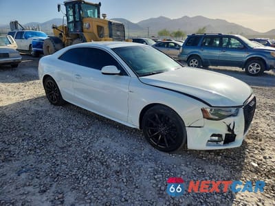 Czwarte zdjęcie samochodu z boku: 2016 AUDI A5 PREMIUM PLUS S-LINE VIN:WAUD2AFR5GA027266 - miniatura