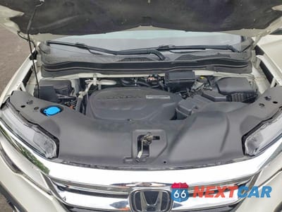 Zdjęcie 11 z 12 samochodu: 2019 HONDA PILOT TOURING VIN:5FNYF6H98KB080580 - miniatura