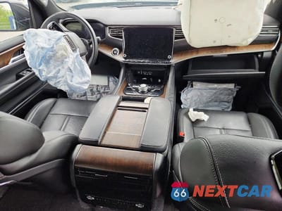 Zdjęcie 8 z 14 samochodu: 2023 JEEP GRAND WAGONEER SERIES I VIN:1C4SJVEJ3PS550280 - miniatura