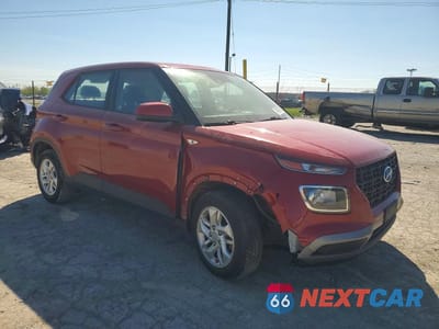 Czwarte zdjęcie samochodu z boku: 2021 HYUNDAI VENUE SE VIN:KMHRB8A37MU067293 - miniatura