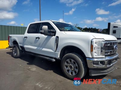 2024 FORD F250 SUPER DUTY 1FT7W2BN1REE22621 - główne zdjęcie licytacji z USA - miniatura