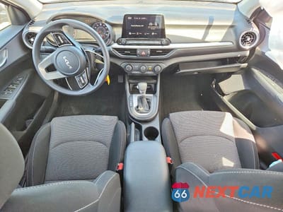 Zdjęcie 8 z 12 samochodu: 2023 KIA FORTE LXS VIN:3KPF24AD8PE662262 - miniatura