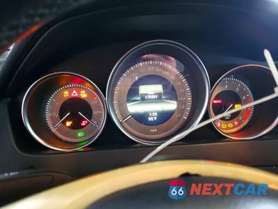 Zdjęcie 9 z 12 samochodu: 2013 MERCEDES-BENZ C 250 VIN:WDDGF4HB7DA779400 - miniatura