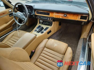 Zdjęcie 8 z 12 samochodu: 1989 JAGUAR XJ-SERIES VIN:SAJNV4845KC152168 - miniatura