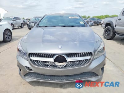 Piąte zdjęcie samochodu w środku: 2014 MERCEDES-BENZ CLA 250 VIN:WDDSJ4EB3EN139286 - miniatura