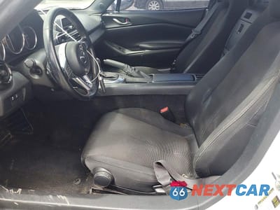 Zdjęcie 7 z 12 samochodu: 2016 MAZDA MX-5 MIATA SPORT VIN:JM1NDAB78G0105163 - miniatura