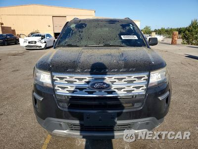 Piąte zdjęcie samochodu w środku: 2019 FORD EXPLORER XLT VIN:1FM5K7D81KGA49660 - miniatura
