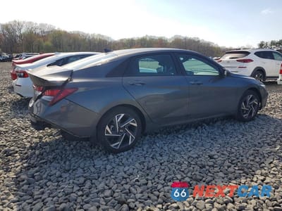 Trzecie zdjęcie samochodu z tyłu: 2025 HYUNDAI ELANTRA SEL SPORT VIN:KMHLM4DG6SU975237 - miniatura