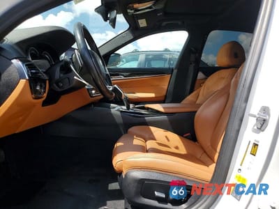 Zdjęcie 7 z 12 samochodu: 2019 BMW 530E VIN:WBAJA9C56KB254362 - miniatura