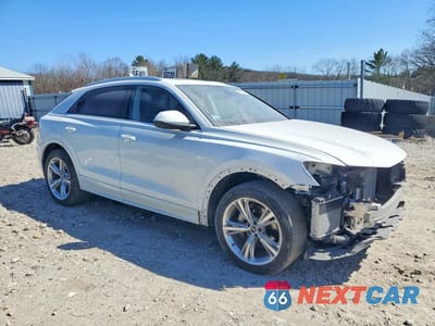 Czwarte zdjęcie samochodu z boku: 2023 AUDI Q8 PREMIUM VIN:WA1AVBF15PD020128 - miniatura