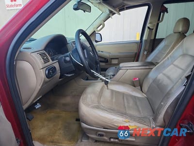 Zdjęcie 7 z 13 samochodu: 2005 FORD EXPLORER XLT VIN:1FMZU63K15UC05303 - miniatura