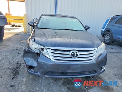 Piąte zdjęcie samochodu w środku: 2011 TOYOTA AVALON BASE VIN:4T1BK3DB5BU391959 - miniatura