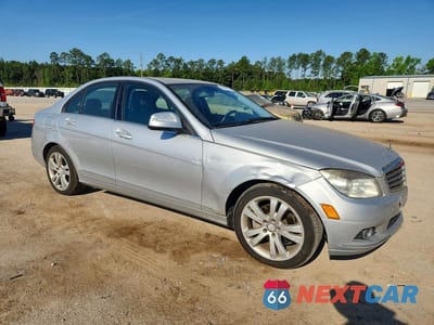 Czwarte zdjęcie samochodu z boku: 2008 MERCEDES-BENZ C 300 VIN:WDDGF54X78F054198 - miniatura
