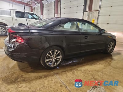 Trzecie zdjęcie samochodu z tyłu: 2012 VOLVO C70 T5 VIN:YV1672MC3CJ123161 - miniatura