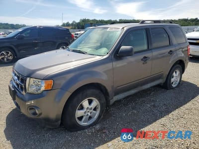 2010 FORD ESCAPE XLT 1FMCU0D73AKA29955 - główne zdjęcie licytacji z USA - miniatura