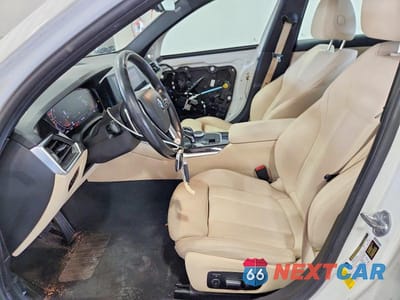 Zdjęcie 7 z 13 samochodu: 2020 BMW 330I VIN:3MW5R1J02L8B23712 - miniatura