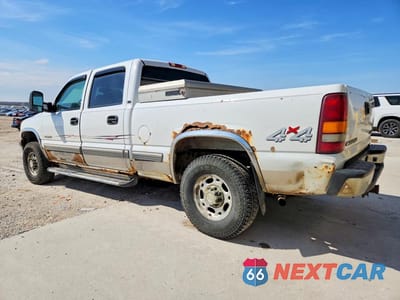 Drugie zdjęcie samochodu z przodu: 2002 CHEVROLET SILVERADO K1500 HEAVY DUTY VIN:1GCGK13U12F100718 - miniatura