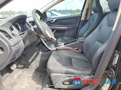 Zdjęcie 7 z 13 samochodu: 2013 VOLVO XC60 T6 VIN:YV4902DZXD2387126 - miniatura