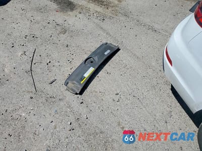 Zdjęcie 12 z 12 samochodu: 2018 AUDI A4 PRESTIGE VIN:WAUFNBF43JA052037 - miniatura