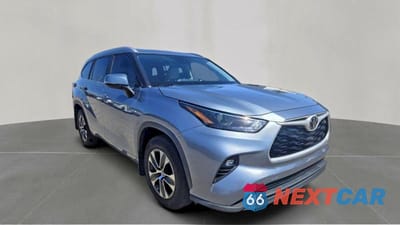 2023 TOYOTA HIGHLANDER XLE 5TDKDRAH8PS006867 - główne zdjęcie licytacji z USA - miniatura