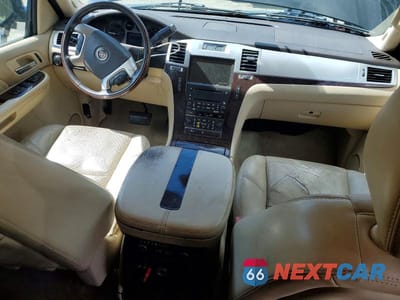 Zdjęcie 8 z 13 samochodu: 2007 CADILLAC ESCALADE LUXURY VIN:1GYFK63887R179171 - miniatura