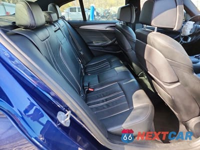 Zdjęcie 10 z 12 samochodu: 2018 BMW M550XI VIN:WBAJB9C50JB286865 - miniatura