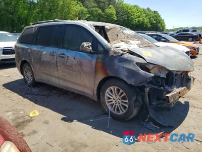 Czwarte zdjęcie samochodu z boku: 2014 TOYOTA SIENNA VIN:5TDYK3DC9ES498089 - miniatura