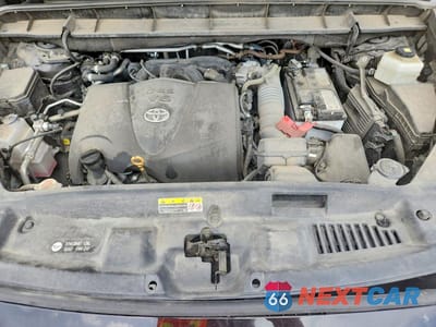 Zdjęcie 11 z 12 samochodu: 2022 TOYOTA HIGHLANDER LE VIN:5TDZZRAH8NS135740 - miniatura