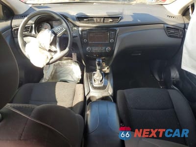 Zdjęcie 8 z 14 samochodu: 2021 NISSAN ROGUE SPORT S VIN:JN1BJ1AV9MW318193 - miniatura