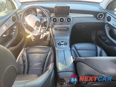 Zdjęcie 8 z 13 samochodu: 2019 MERCEDES-BENZ GLC 300 VIN:WDC0G4JB7K1001060 - miniatura
