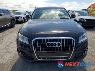 Piąte zdjęcie samochodu w środku: 2014 AUDI Q5 PREMIUM PLUS VIN:WA1LFAFPXEA127744 - miniatura