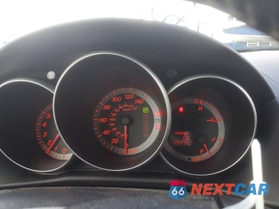 Zdjęcie 9 z 12 samochodu: 2005 MAZDA 3 HATCHBACK VIN:JM1BK343951292743 - miniatura