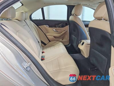 Zdjęcie 10 z 13 samochodu: 2019 MERCEDES-BENZ C 300 VIN:55SWF8DB8KU316817 - miniatura