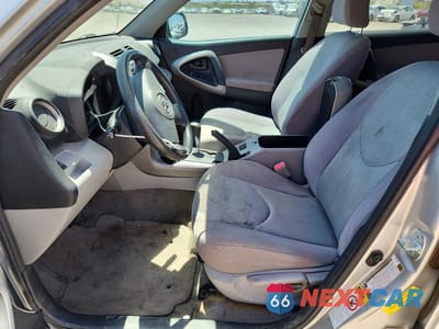 Zdjęcie 7 z 13 samochodu: 2008 TOYOTA RAV4 BASE VIN:JTMZK33V085023478 - miniatura