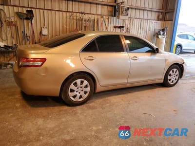 Trzecie zdjęcie samochodu z tyłu: 2011 TOYOTA CAMRY LE VIN:4T1BF3EK5BU127319 - miniatura
