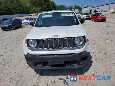 Piąte zdjęcie samochodu w środku: 2018 JEEP RENEGADE SPORT VIN:ZACCJBAB2JPH01723 - miniatura